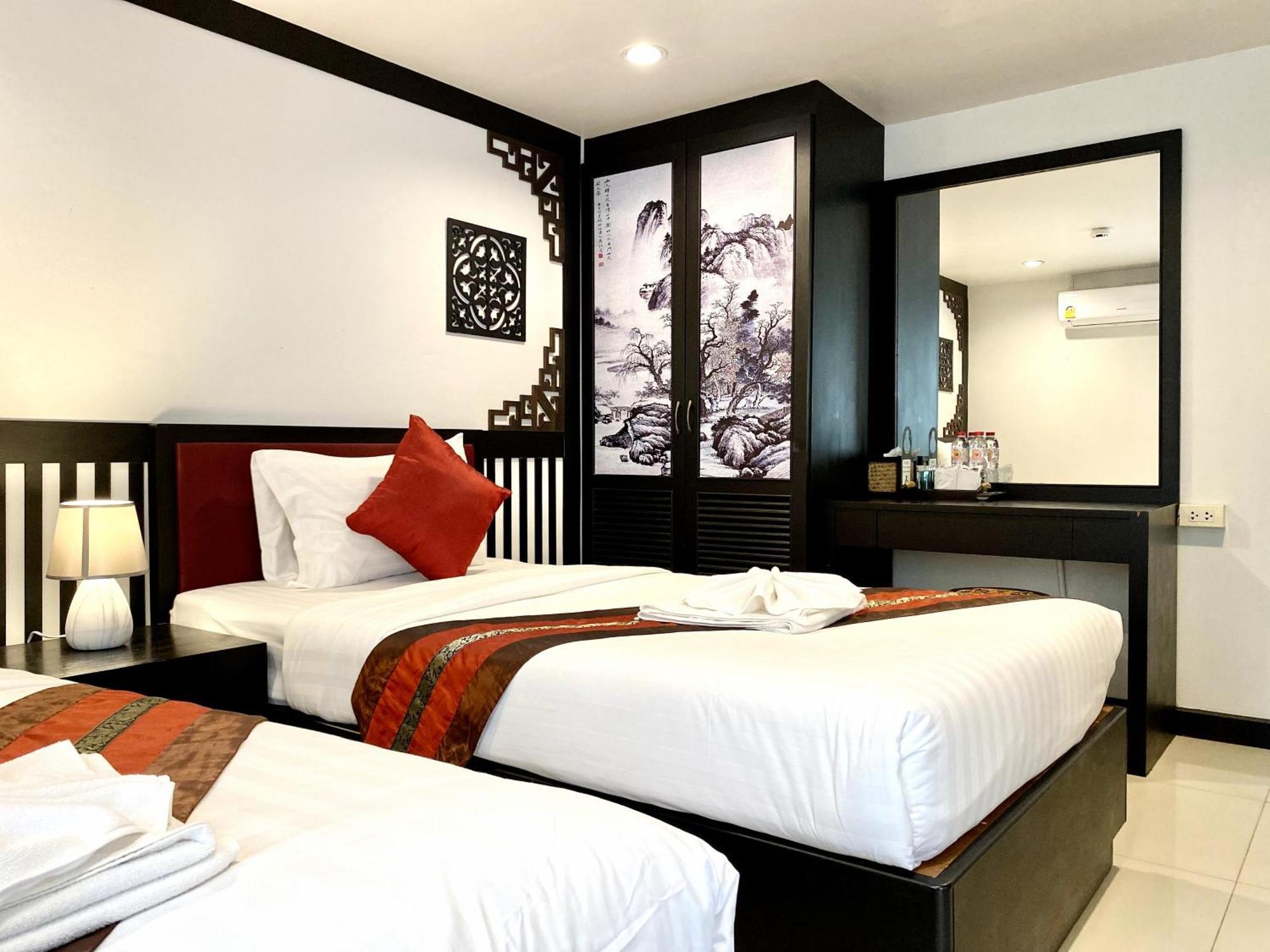 Sunray Beach Hotel Patong Екстериор снимка
