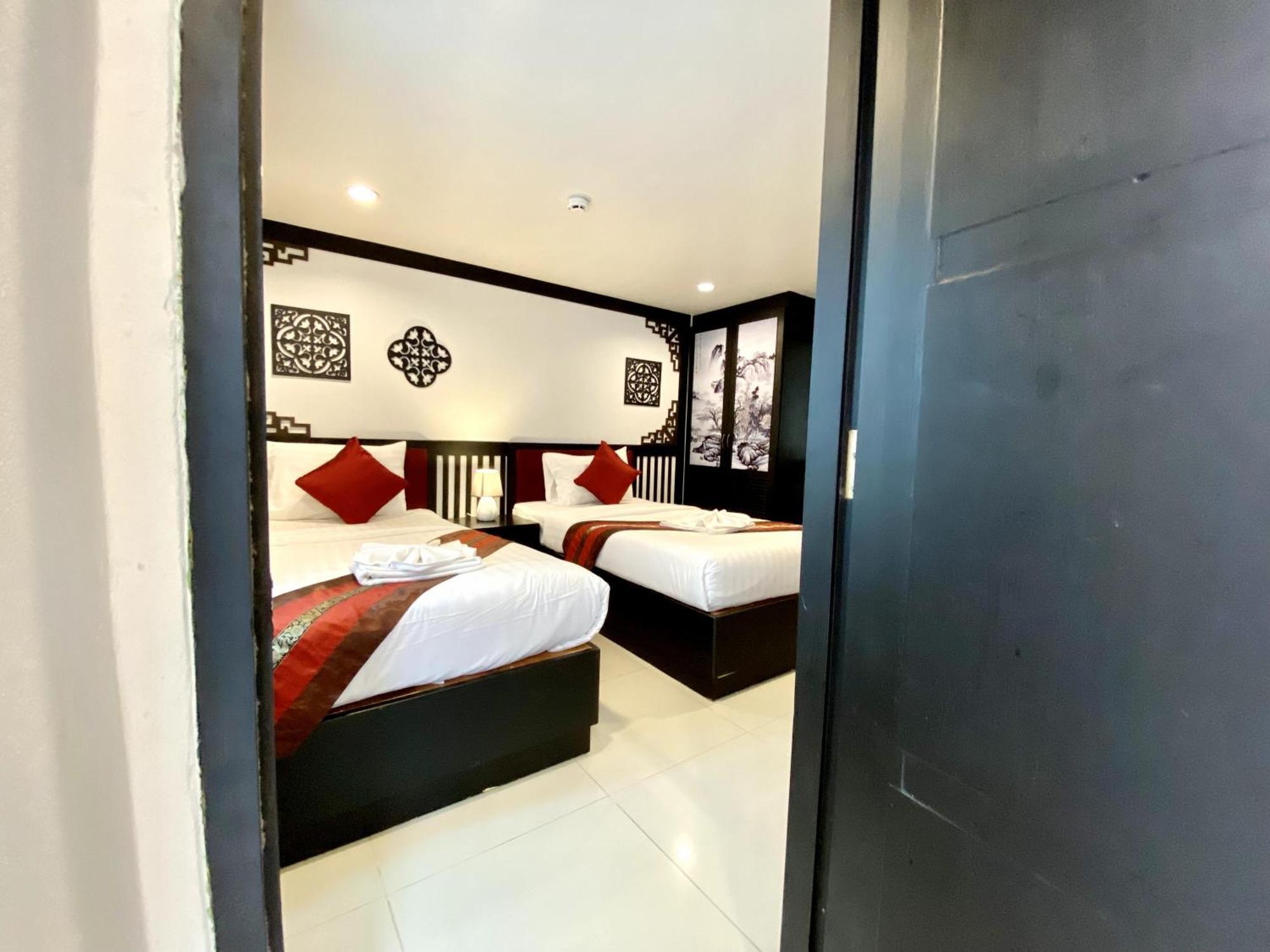 Sunray Beach Hotel Patong Екстериор снимка