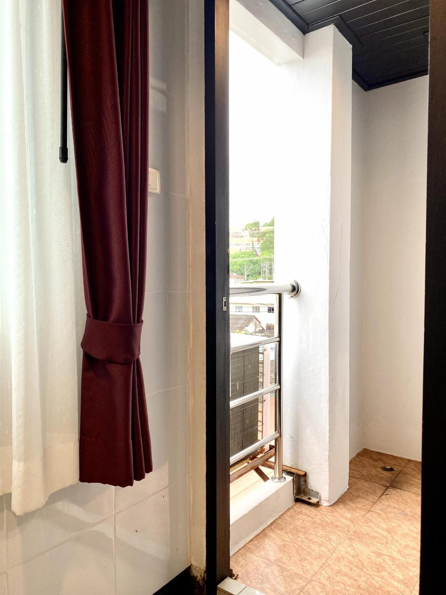Sunray Beach Hotel Patong Екстериор снимка